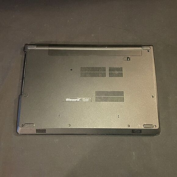 Dell Inspiron 15 3000 - Picture 4 of 4